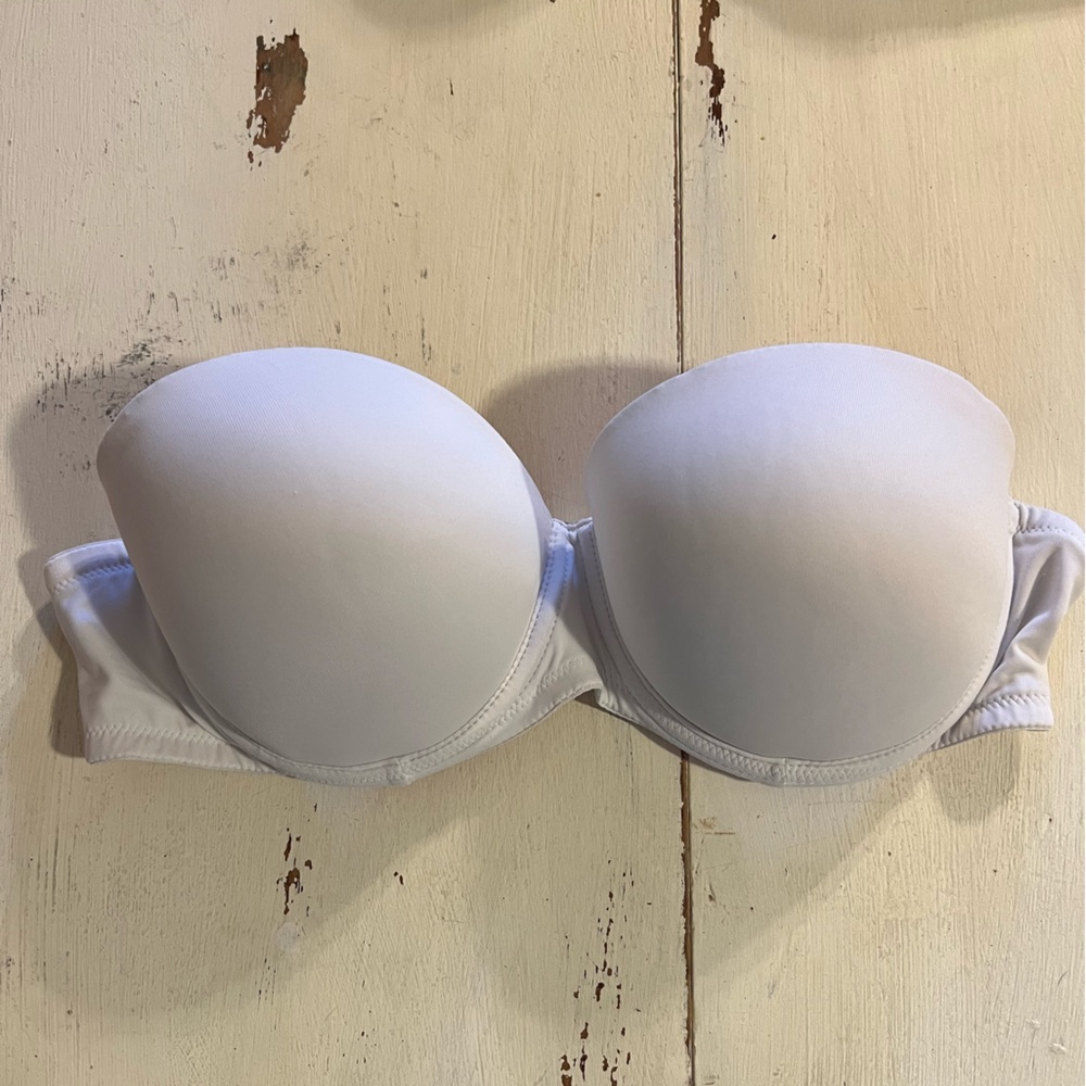 PINK White Strapless 38B Push-Up Bra w/o Straps